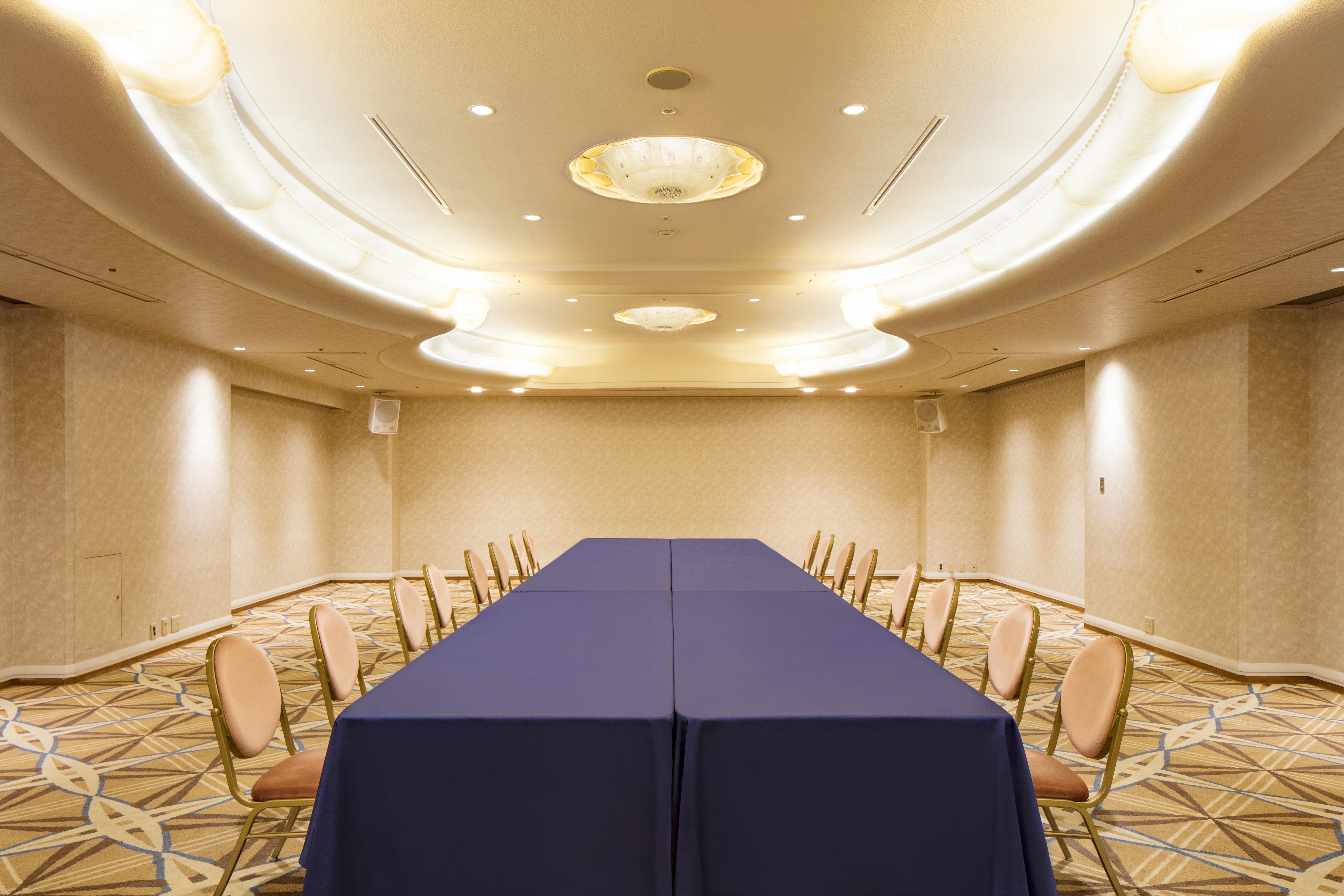Grand Prince Hotel Shin Takanawa Токио Екстериор снимка A meeting room at the hotel