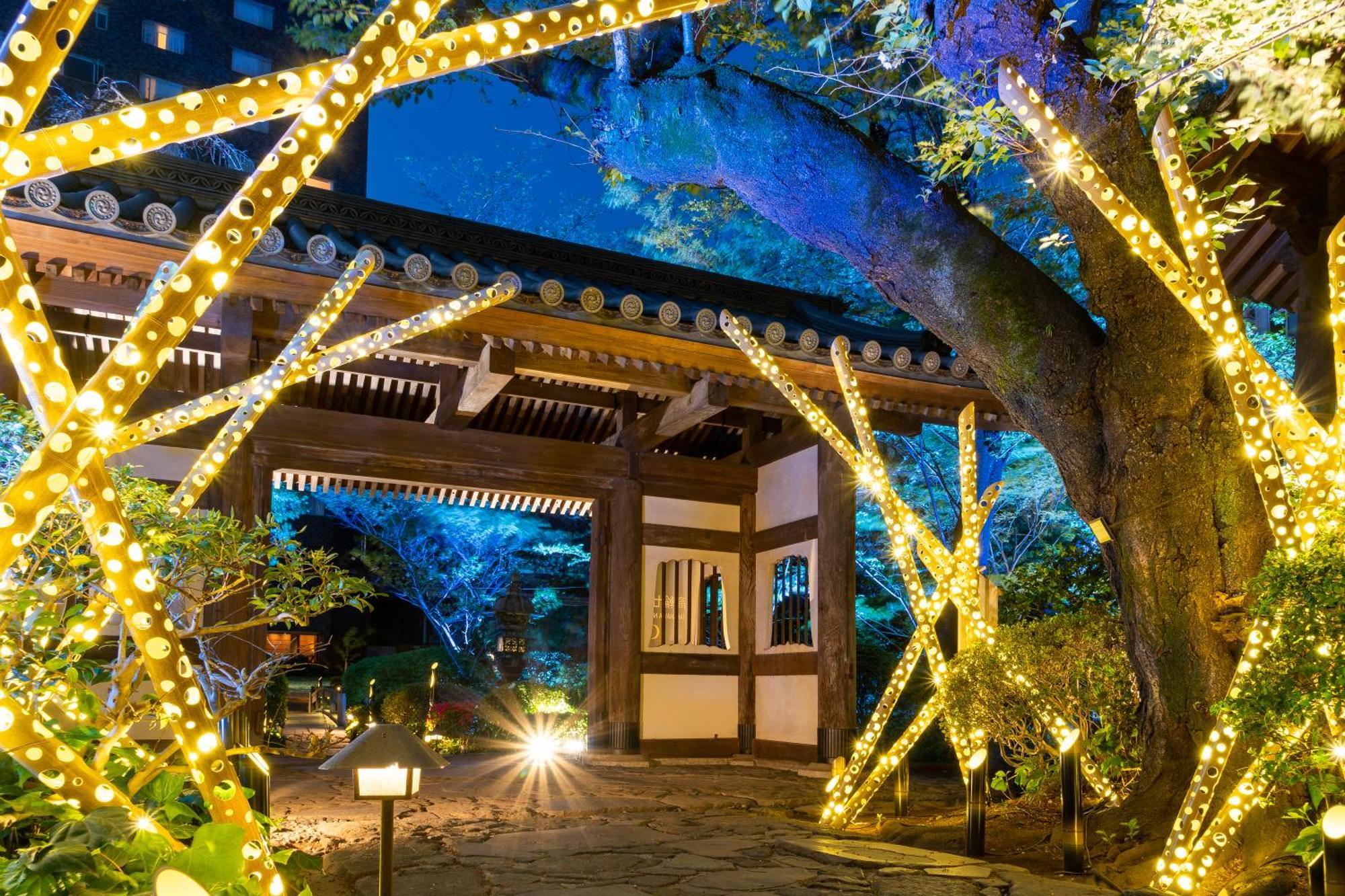 Grand Prince Hotel Shin Takanawa Токио Екстериор снимка Illumination of the shrine