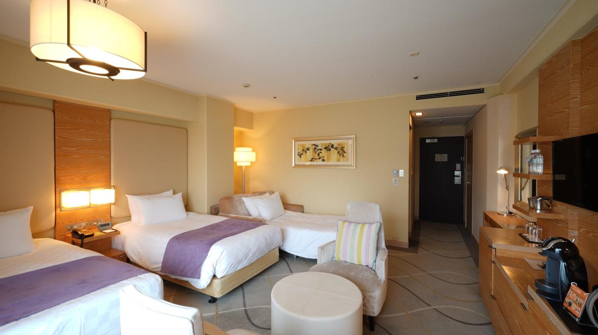 Grand Prince Hotel Shin Takanawa Токио Екстериор снимка A room at the hotel